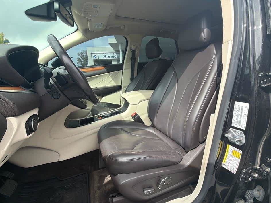 Used 2015 Lincoln MKC AWD w/ Equipment Group 102A Reserve image 13