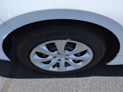 Certified 2025 Toyota Corolla LE FWD image 9