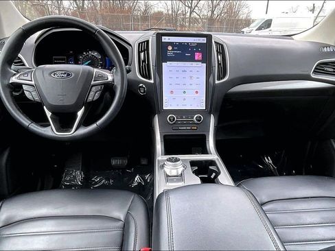 Certified 2024 Ford Edge SEL w/ Convenience Package image 14