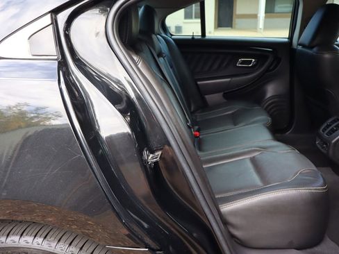 Used 2010 Ford Taurus Limited image 22