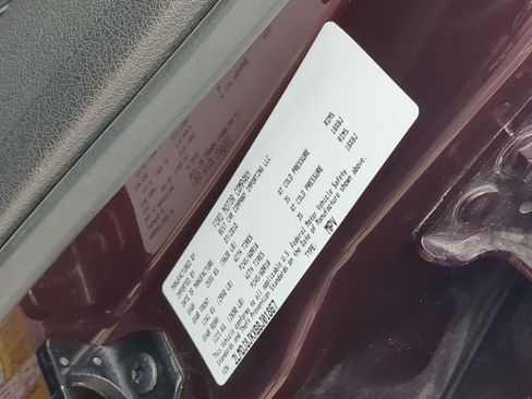 Used 2011 Lincoln MKX AWD w/ Sight & Sound Pkg image 41