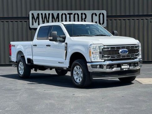 Used 2024 Ford F250 XLT w/ FX4 Off-Road Package AWD/4WD image 1