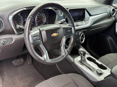 Used 2020 Chevrolet Blazer LT FWD image 4