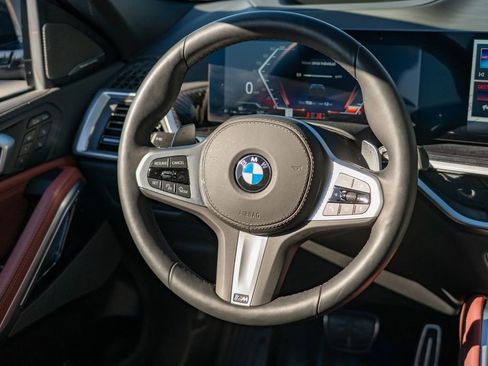 Used 2025 BMW X6 xDrive40i w/ Climate Comfort Package image 22
