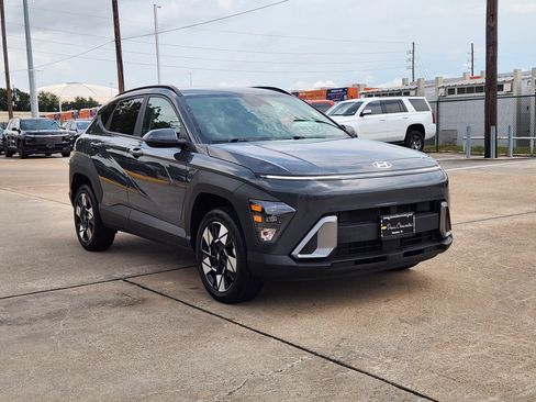 Used 2024 Hyundai Kona SEL AWD/4WD image 4