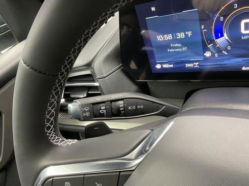 New 2026 Chevrolet Traverse LT w/ Driver Confidence Package image 21