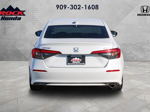 Certified 2022 Honda Civic Sport image 5