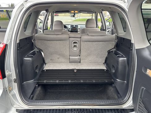 Used 2008 Toyota RAV4 Limited AWD/4WD image 29