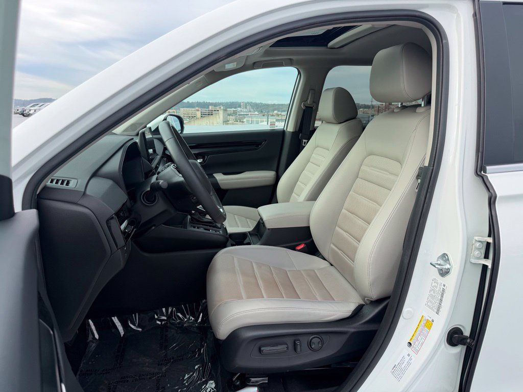 Used 2023 Honda CR-V EX-L image 11