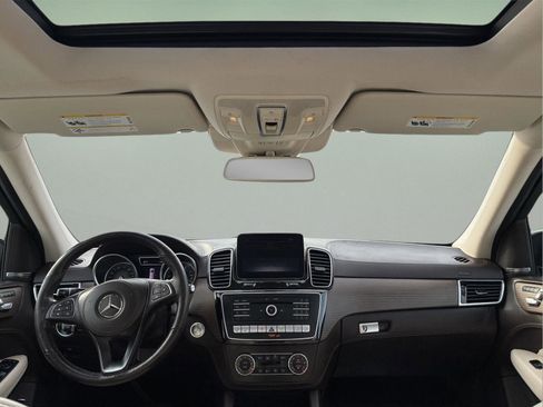 Used 2019 Mercedes-Benz GLS 550 4MATIC image 31