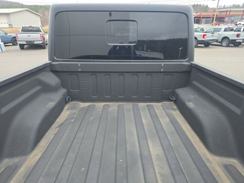 Used 2020 Jeep Gladiator Sport w/ Quick Order Package 24S image 5