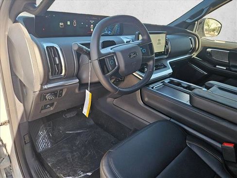 New 2026 Ford Expedition Tremor image 3