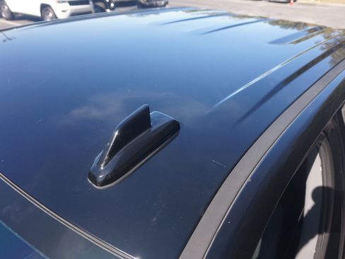 Used 2019 GMC Sierra 1500 SLT w/ SLT Premium Plus Package image 14