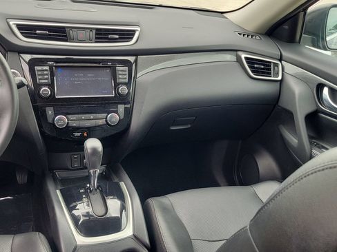 Used 2016 Nissan Rogue SL w/ SL Premium Package AWD/4WD image 23