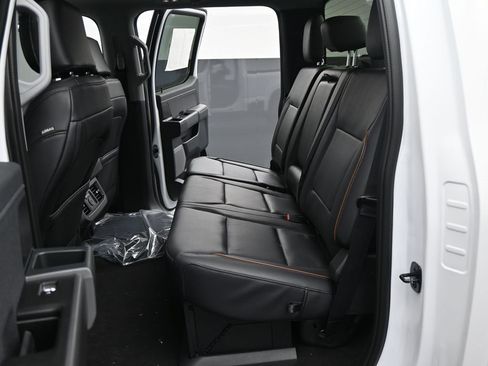 New 2026 Ford F250 Lariat w/ Black Appearance Package image 13