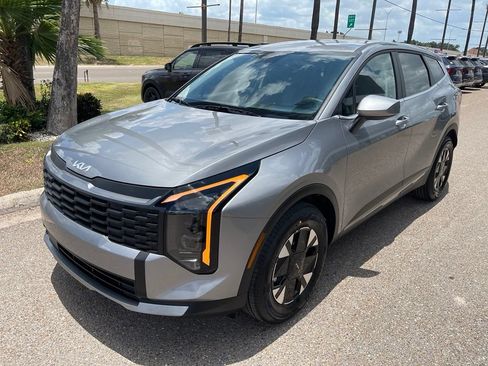 New 2026 Kia Sportage LX FWD image 3