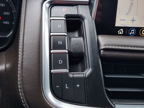 Used 2021 Chevrolet Tahoe LT w/ LT Signature Package AWD/4WD image 23