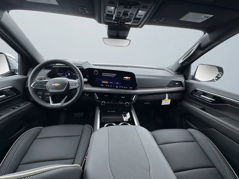New 2026 Chevrolet Suburban Premier AWD/4WD image 10