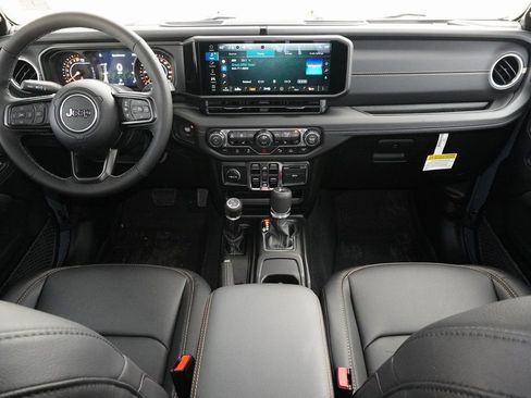 New 2025 Jeep Gladiator Sport image 9