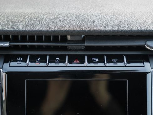 New 2025 Jeep Grand Cherokee Laredo X image 22