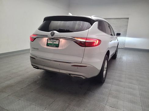 Used 2020 Buick Enclave Essence image 7
