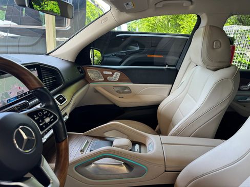 Used 2022 Mercedes-Benz GLS 450 4MATIC image 18
