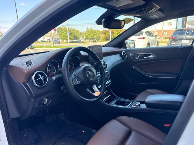 Used 2019 Mercedes-Benz GLA 250 4MATIC image 11