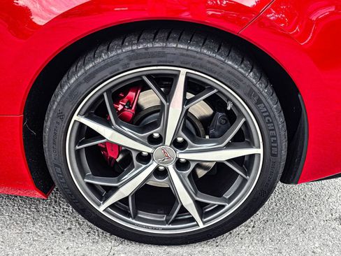 Used 2022 Chevrolet Corvette Stingray Premium Cpe w/ Z51 Performance Package RWD image 7