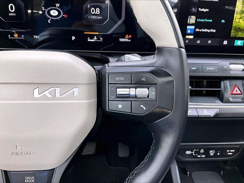 Used 2025 Kia K4 GT-Line w/ GT-Line Sunroof Package FWD image 25