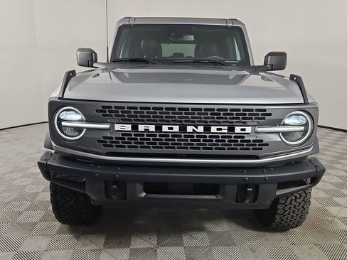 Used 2024 Ford Bronco Badlands image 2
