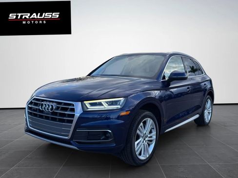 Used 2018 Audi Q5 Prestige w/ Prestige Package image 4