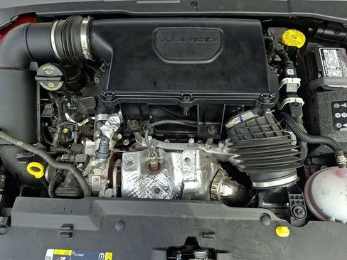 Used 2025 Jeep Compass Limited image 27