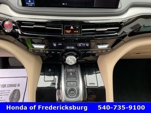 Used 2025 Acura MDX w/Technology Package image 39