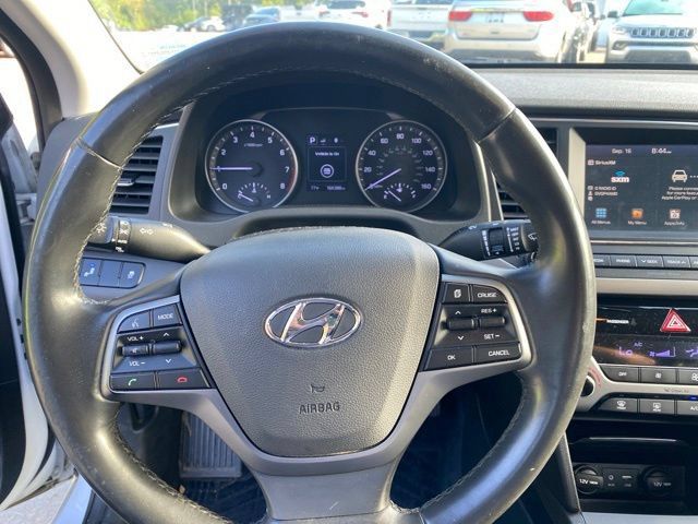 Used 2017 Hyundai Elantra Limited FWD image 28