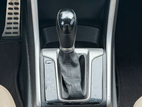 Used 2013 Hyundai Elantra GT w/ Tech Pkg FWD image 15