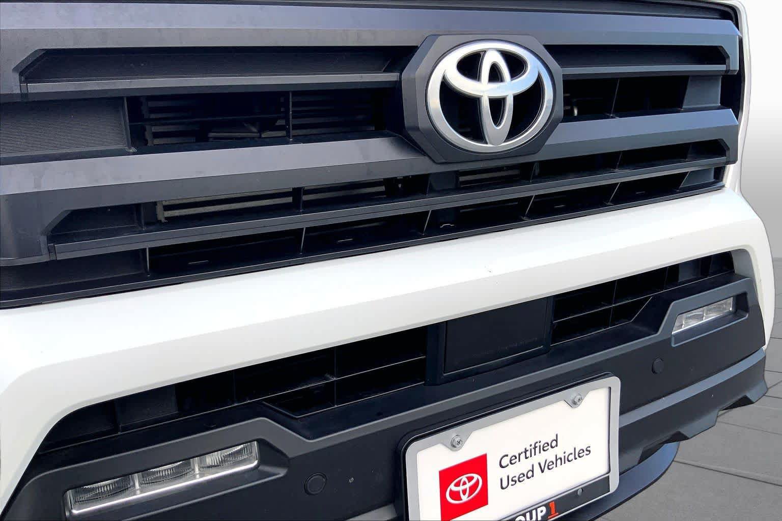 Certified 2026 Toyota Tacoma SR5 w/ SR5 Upgrade Package AWD/4WD image 29