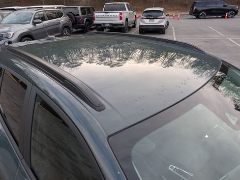 Used 2025 Chevrolet Trax LT w/ Driver Confidence Package image 14