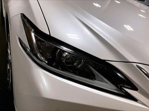 Used 2022 Lexus ES 300h w/ Accessory Package 2 image 27