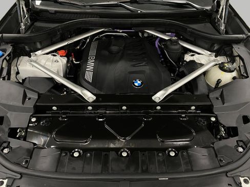 Certified 2024 BMW X5 xDrive40i image 13