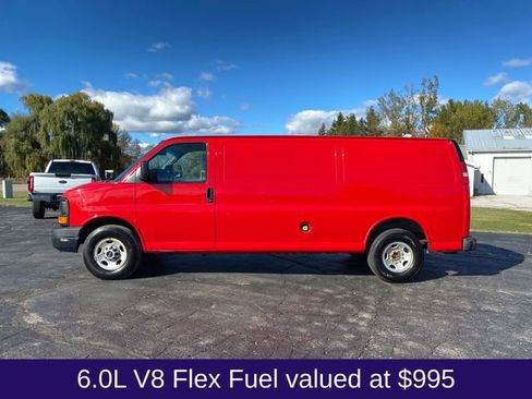 Used 2015 GMC Savana 3500 Extended image 2