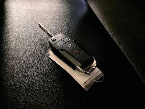 Used 2021 Ford Transit 250 Low Roof image 9