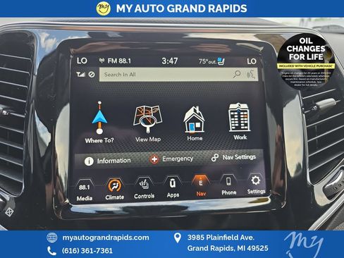 Used 2021 Jeep Cherokee Limited w/ Elite Package AWD/4WD image 19