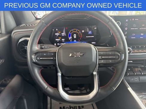 Used 2025 Chevrolet Colorado Z71 w/ Technology Package AWD/4WD image 64