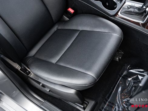 Used 2012 Mercedes-Benz GLK 350 4MATIC image 31