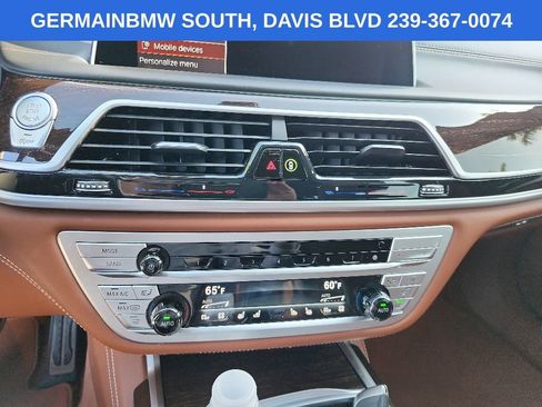 Used 2021 BMW 750i xDrive w/ Executive Package AWD/4WD image 19