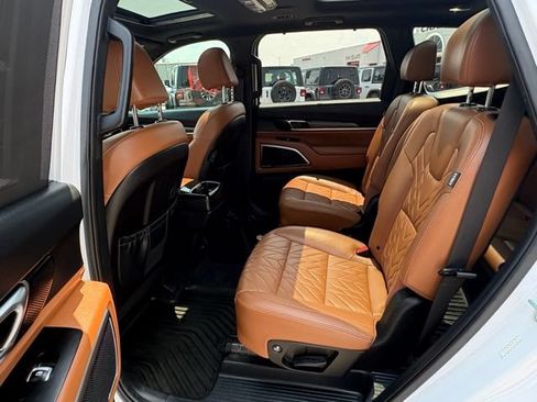 Used 2024 Kia Telluride SX X-Line AWD/4WD image 24