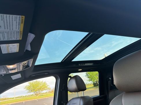 Used 2023 Nissan Titan Platinum Reserve w/ Moonroof Package image 10