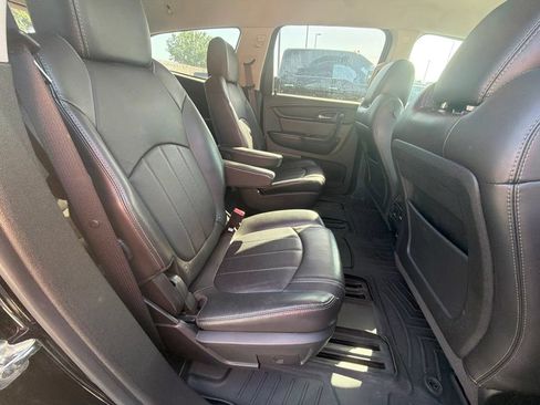 Used 2017 Chevrolet Traverse Premier FWD image 14