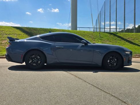 Used 2024 Ford Mustang GT RWD image 31
