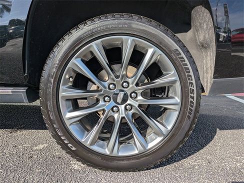 Used 2020 Cadillac Escalade Platinum w/ Escalade Sport Edition image 13